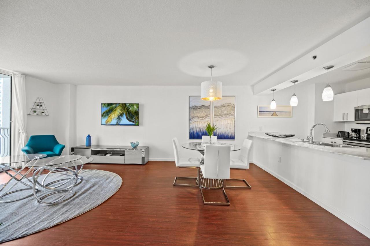 Amazing Condo With Free Parking In Brickell Μαϊάμι Εξωτερικό φωτογραφία