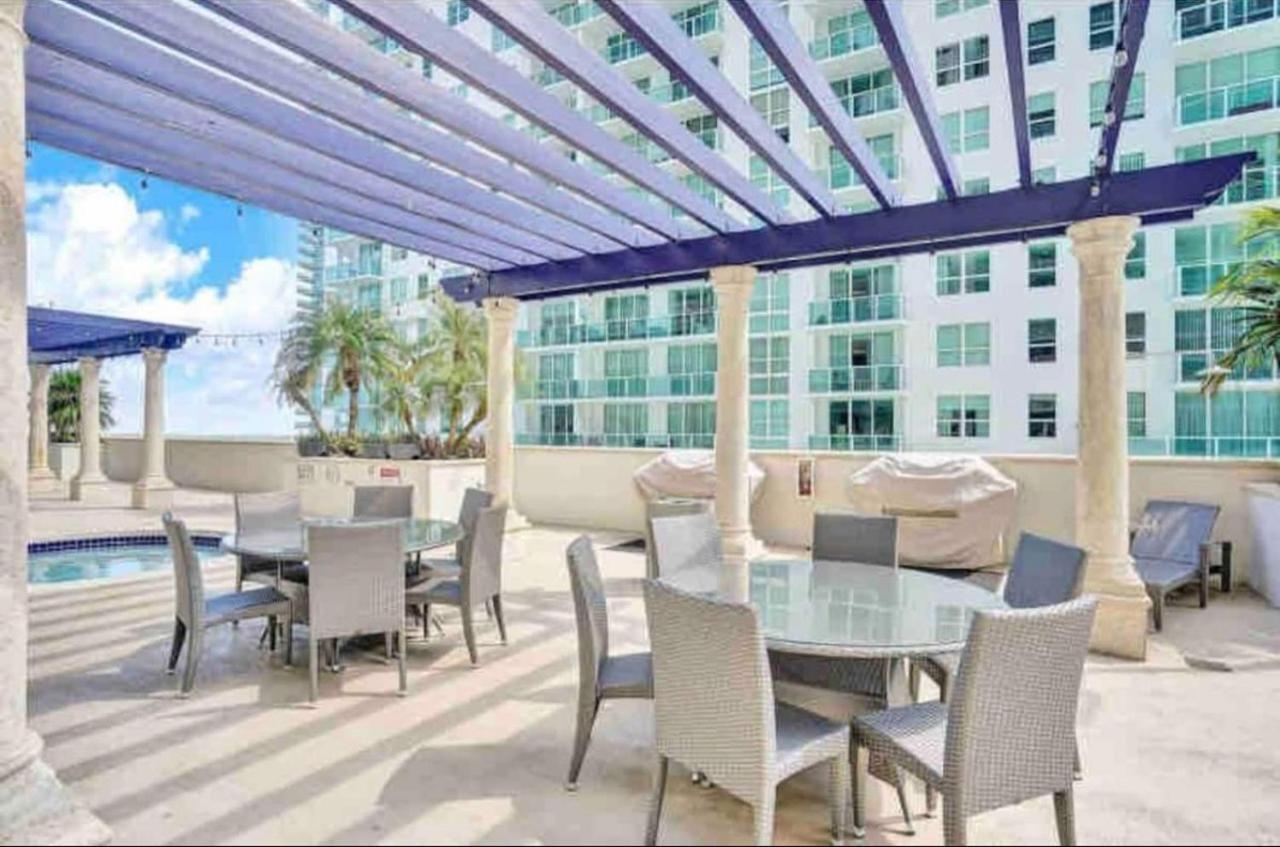 Amazing Condo With Free Parking In Brickell Μαϊάμι Εξωτερικό φωτογραφία