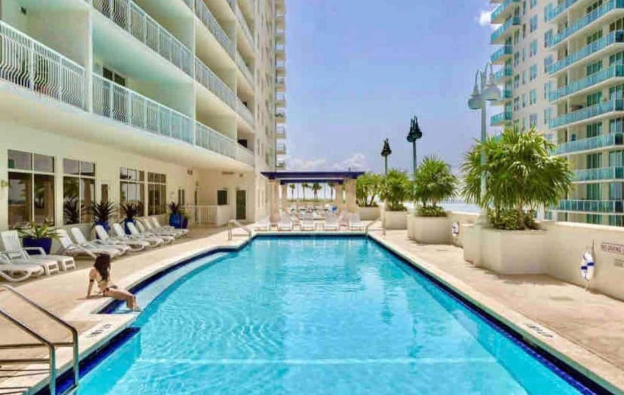 Amazing Condo With Free Parking In Brickell Μαϊάμι Εξωτερικό φωτογραφία