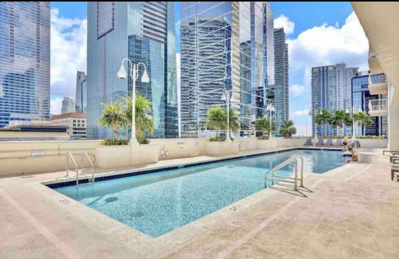 Amazing Condo With Free Parking In Brickell Μαϊάμι Εξωτερικό φωτογραφία