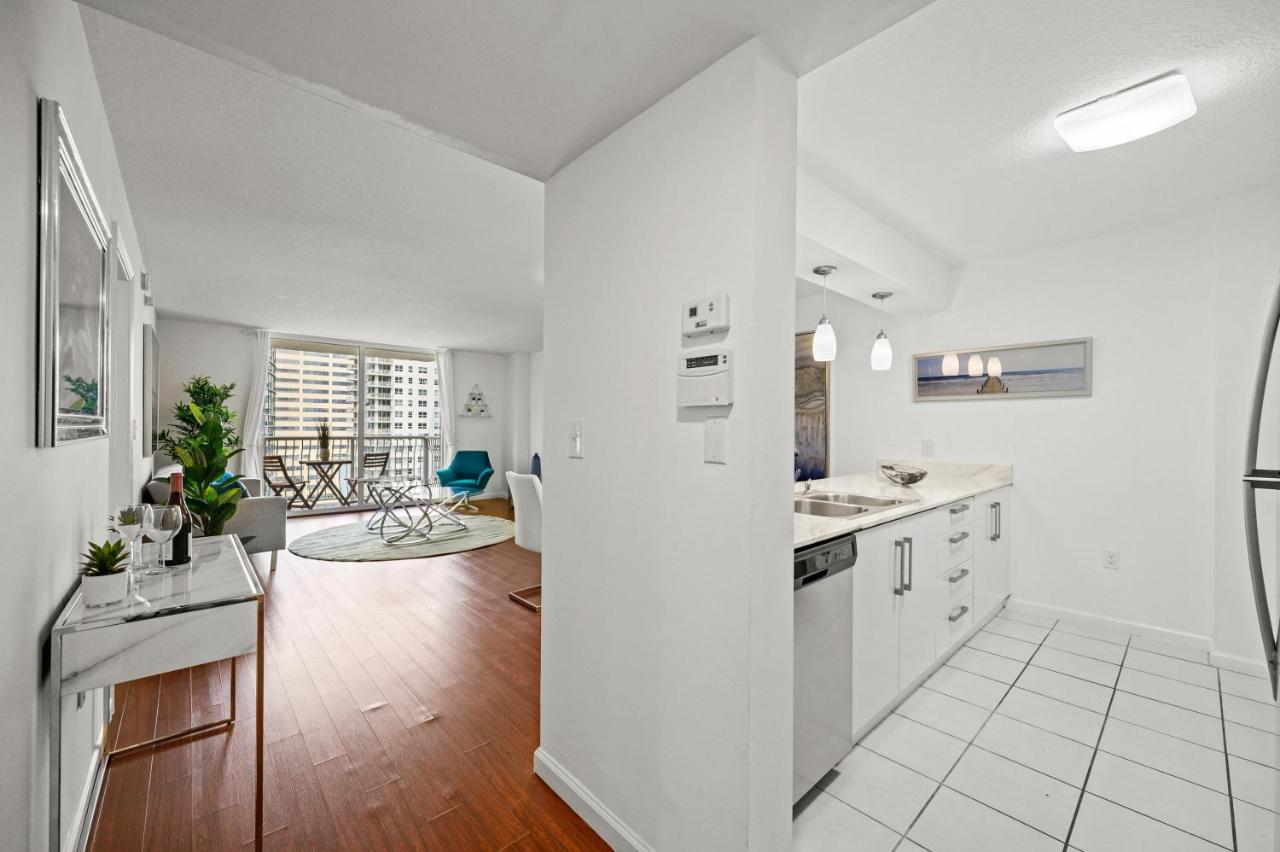 Amazing Condo With Free Parking In Brickell Μαϊάμι Εξωτερικό φωτογραφία